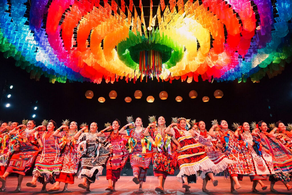 Oaxaca rompe récords con la Guelaguetza 2026: miles de visitantes y una derrama económica histórica